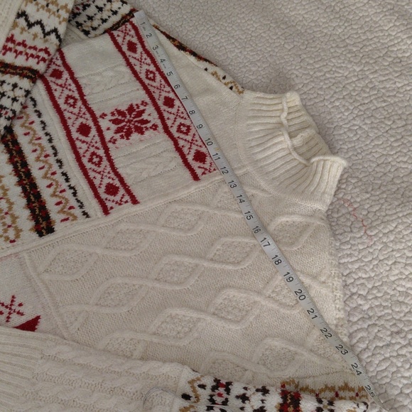 NWT American Eagle XXS Cable Knit Fair Isle Snowflake Mock Neck Sweater - Picture 12 of 17